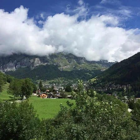 Apartment Spacious 1-bedroom Apt With A Breathtaking View Leukerbad